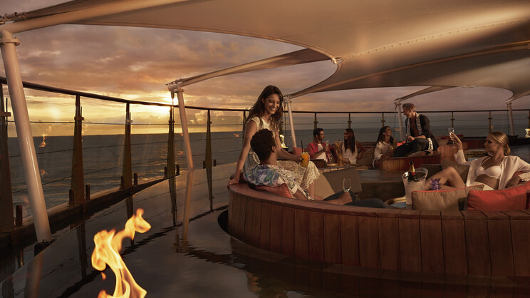 Double Six Luxury Hotel